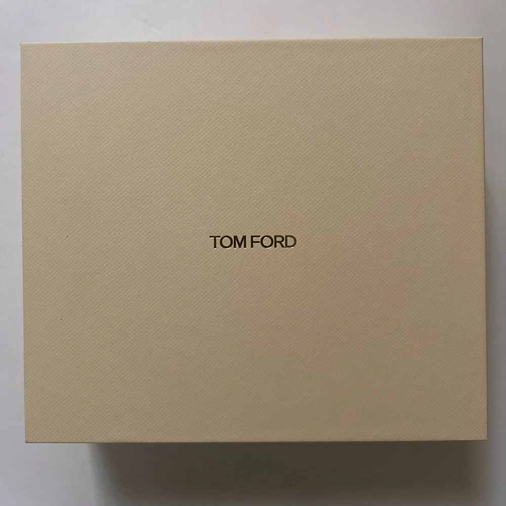 Tom Ford Black Filtering Acetate Cat-Eye Glasses - Picture 2 of 14
